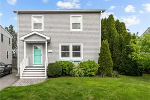 24 Aborn St, Newport, RI 02840 - Photo 1