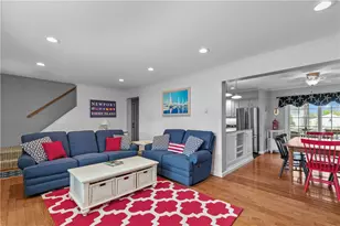 24 Aborn St, Newport, RI 02840 - Photo 5