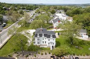 2951 E Main Rd, Portsmouth, RI 02871 - Photo 19