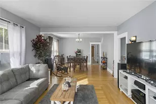 26 Blackburn St, Pawtucket, RI 02861 - Photo 9