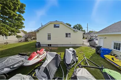 26 Blackburn Street, Pawtucket, RI 02861 - Photo 31
