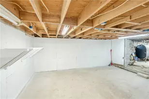 37 Phillip St, Coventry, RI 02816 - Photo 45