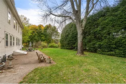 331 Newman Avenue, East Providence, RI 02916 - Photo 29