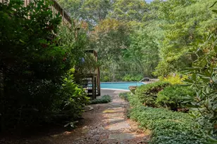 65 Huguenot Dr, East Greenwich, RI 02818 - Photo 3