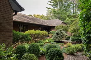 65 Huguenot Dr, East Greenwich, RI 02818 - Photo 5