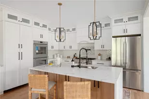 5 Braeburn Cir, Cranston, RI 02921 - Photo 5