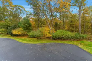 73 Oceanwoods Dr, North Kingstown, RI 02852 - Photo 21