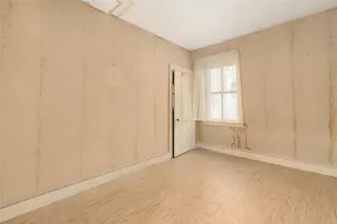 184 Pleasant St, Providence, RI 02906 - Photo 35