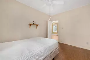 184 Pleasant St, Providence, RI 02906 - Photo 19