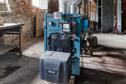 184 Pleasant Street, Providence, RI 02906 - Photo 37