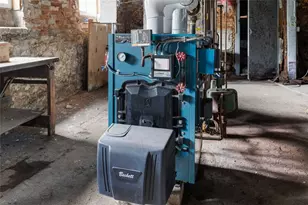 184 Pleasant St, Providence, RI 02906 - Photo 37