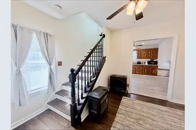 27 Cliffdale Avenue, Cranston, RI 02905 - Photo 5