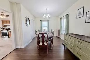 27 Cliffdale Ave, Cranston, RI 02905 - Photo 7