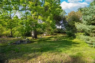 563 Putnam Pike, Smithfield, RI 02828 - Photo 5