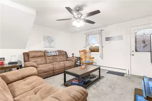 25 Loomis St, Cranston, RI 02920 - Photo 23