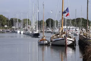 44 Phillips St, North Kingstown, RI 02852 - Photo 13