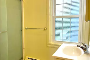 44 Phillips St, North Kingstown, RI 02852 - Photo 7