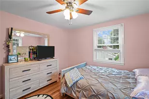 126 Fairfax Dr, Warwick, RI 02888 - Photo 29