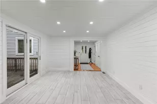 126 Fairfax Dr, Warwick, RI 02888 - Photo 19