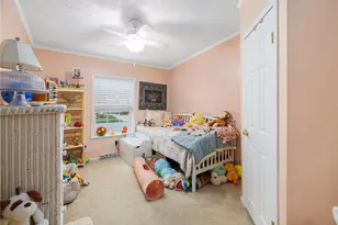 70 Robin Dr, Tiverton, RI 02878 - Photo 19