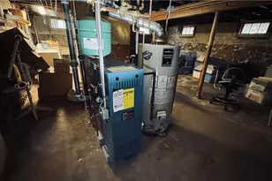 1196 Smith St, Providence, RI 02908 - Photo 11