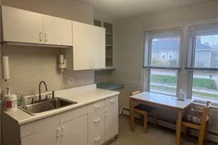 1196 Smith St, Providence, RI 02908 - Photo 5