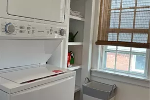 33 Young St, Newport, RI 02840 - Photo 17