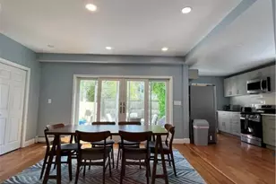 33 Young St, Newport, RI 02840 - Photo 11