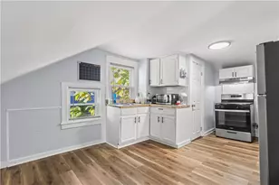 152 Washington St, Central Falls, RI 02863 - Photo 31