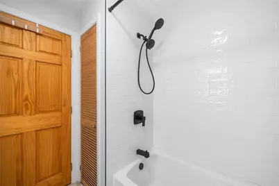 101 Grand View Street #1, Providence, RI 02906 - Photo 21