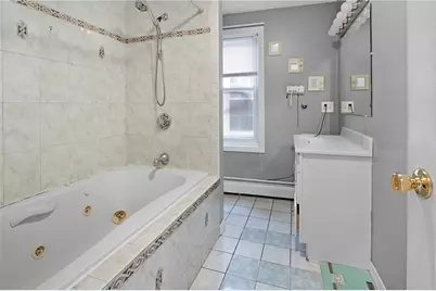 366 Wood Street, Bristol, RI 02809 - Photo 9