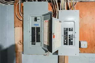 312 Wakefield St, West Warwick, RI 02893 - Photo 25