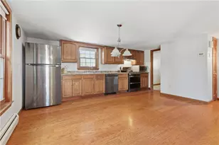 56 Mailloux St, Woonsocket, RI 02895 - Photo 5