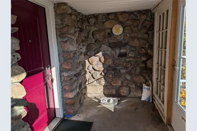 56 Mailloux Street, Woonsocket, RI 02895 - Photo 11