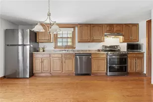 56 Mailloux St, Woonsocket, RI 02895 - Photo 5