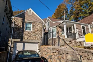 56 Mailloux St, Woonsocket, RI 02895 - Photo 3