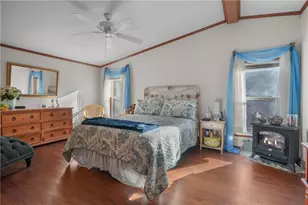16 Giovanni Rose Ct, Coventry, RI 02816 - Photo 3