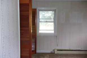 79 Alan Ave, Portsmouth, RI 02871 - Photo 5