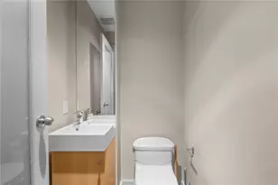 93 Eddy St, Providence, RI 02903 - Photo 17