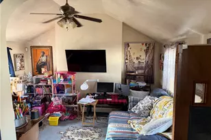 207 Benefit St, Pawtucket, RI 02861 - Photo 5