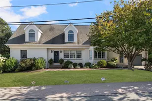 73 Merton Rd, Newport, RI 02840 - Photo 41