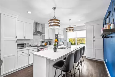 3800 Post Road #4, Warwick, RI 02886 - Photo 3