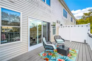 3800 Post Rd, Warwick, RI 02886 - Photo 9