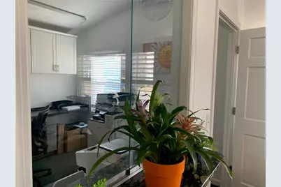 1155 Newport Avenue, Pawtucket, RI 02861 - Photo 9