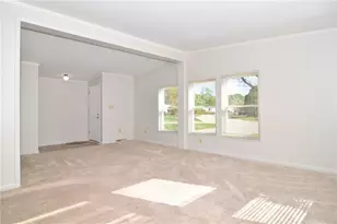 131 Little Pond Rd, South Kingstown, RI 02879 - Photo 3