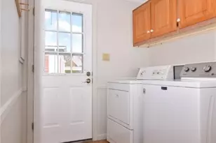 131 Little Pond Rd, South Kingstown, RI 02879 - Photo 23