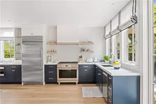 81 Roseneath Ave, Newport, RI 02840 - Photo 5