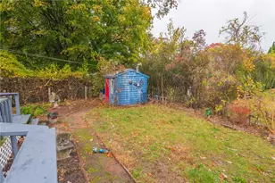 105 Fordson Ave, Cranston, RI 02910 - Photo 31