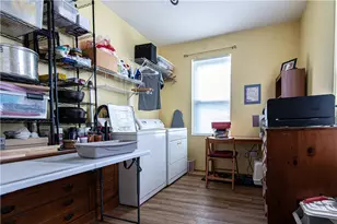 125 Pleasant St, Providence, RI 02906 - Photo 11