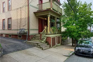 125 Pleasant St, Providence, RI 02906 - Photo 37